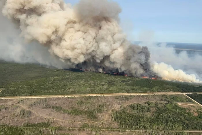 In Kanada wüten Waldbrände: Tausende Menschen müssen evakuiert werden