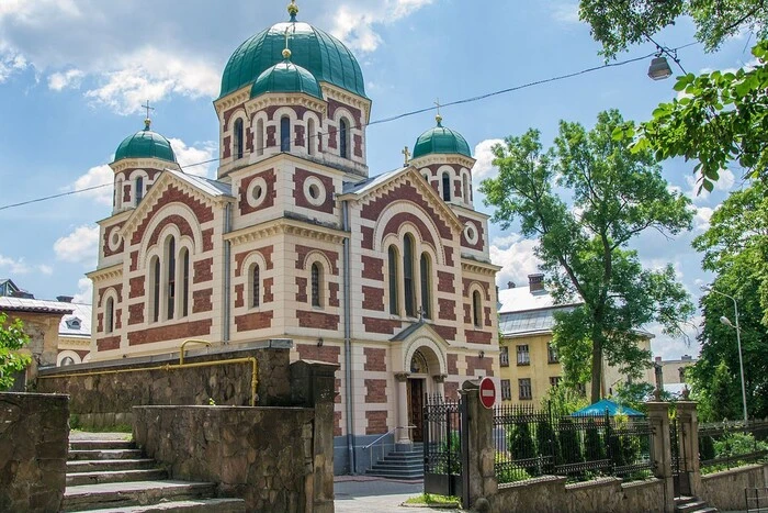 Зруйнована будівля Московської церкви у Львівській області