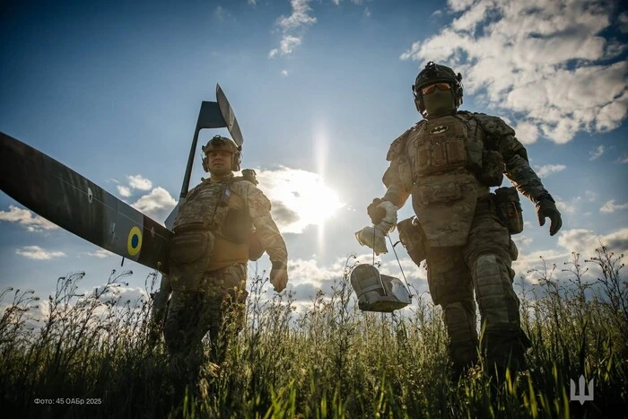 Der Diplomat äußerte zwei mögliche Varianten für das Ende des Krieges in der Ukraine