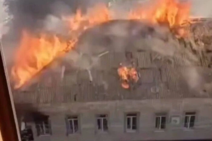Moment of the ‘Shahed’ hitting the TCK building in Kremenchuk: video