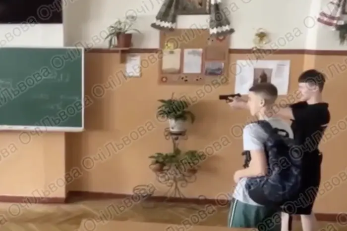 In Lwiw schoss ein Schüler auf seinen Klassenkameraden „nach Vereinbarung“: Reaktion der Polizei