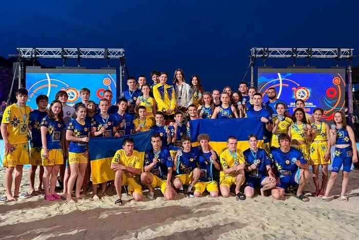 Украина завоевала 42 медали на молодежном чемпионате Европы по пляжной борьбе