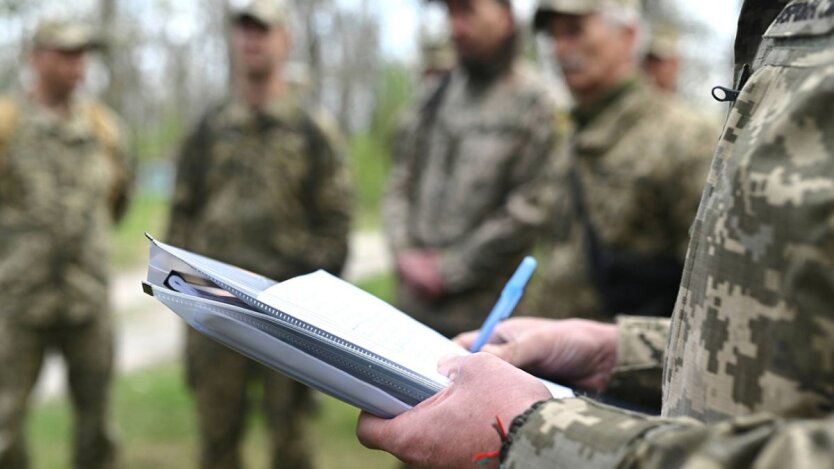 Призовники на обліку з 16 років