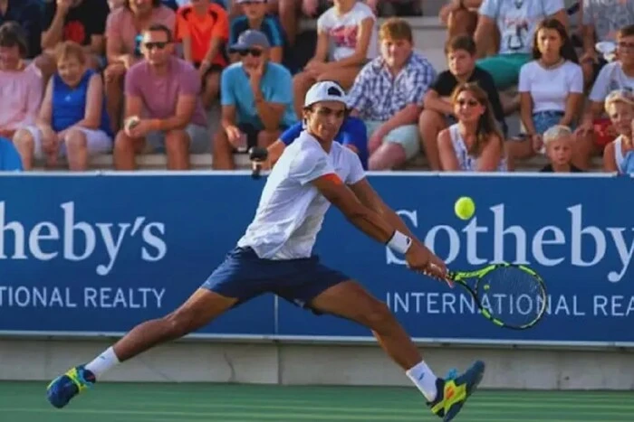 Der marokkanische Tennisspieler vom Nadal-Akademie wurde wegen Drogenkonsums von Wettbewerben ausgeschlossen