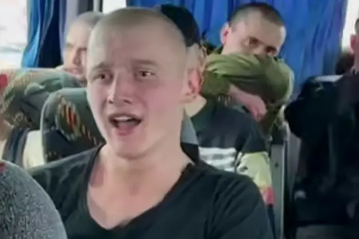 Wyzwolony z rosyjskiej niewoli żołnierz zaśpiewał 'O, w lżach czerwona kalina'