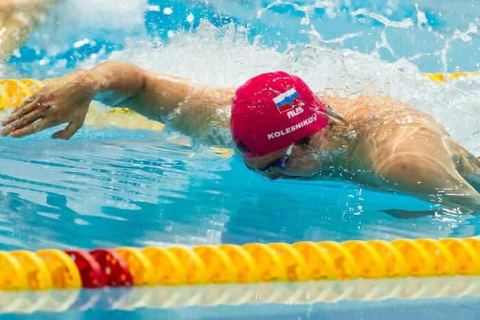 Russian swimmer featured in propaganda video wins prestigious competition in Spain
