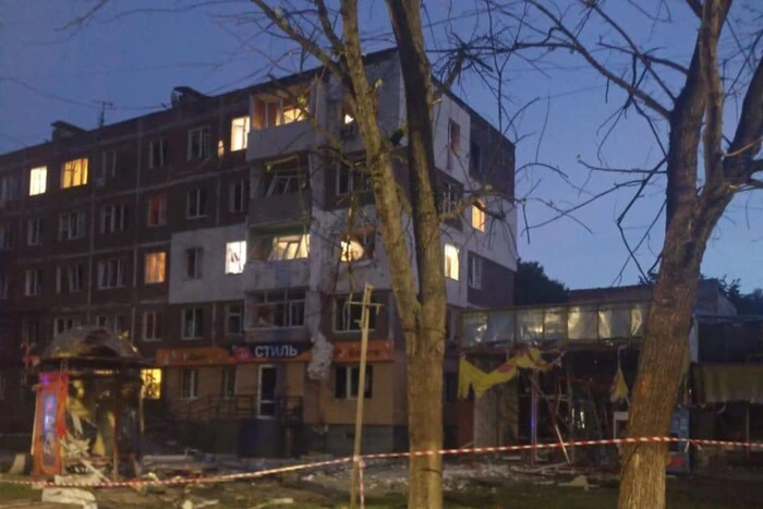 Attack on Chernihiv, blackout in the occupied territories of Ukraine: main news of the night