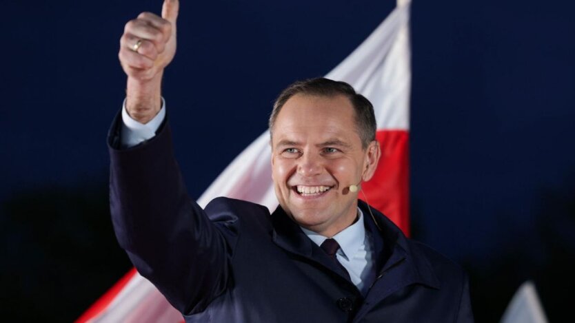 Polen hat Karol Nawrocki zum neuen Präsidenten gewählt: Was bedeutet das für die Ukraine