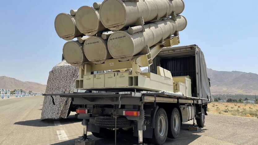 Iranian launchers for missiles