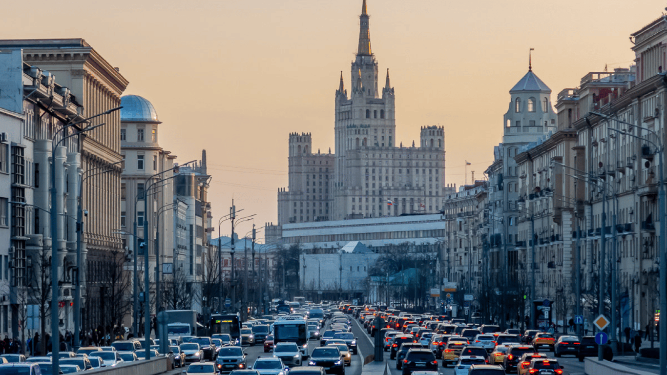 Not only slugs — Moscow awaits a new invasion