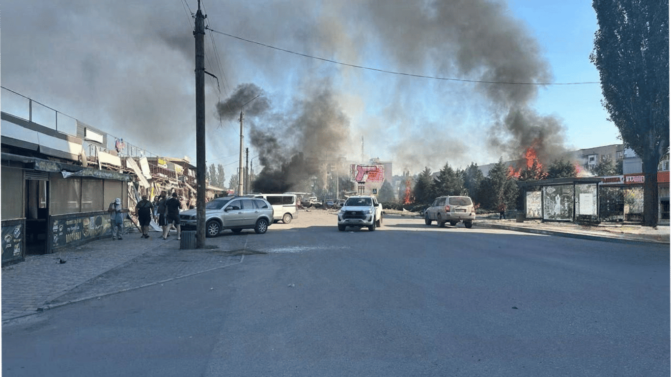 РФ скинула авіабомбу поблизу магазину 'Аврора' у Добропіллі