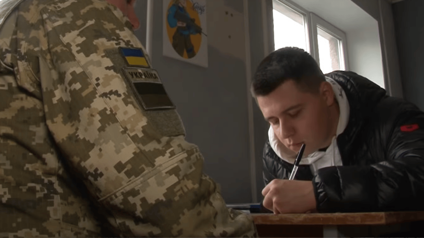 Відстрочка для догляду — що робити, якщо є родичі-іноземці