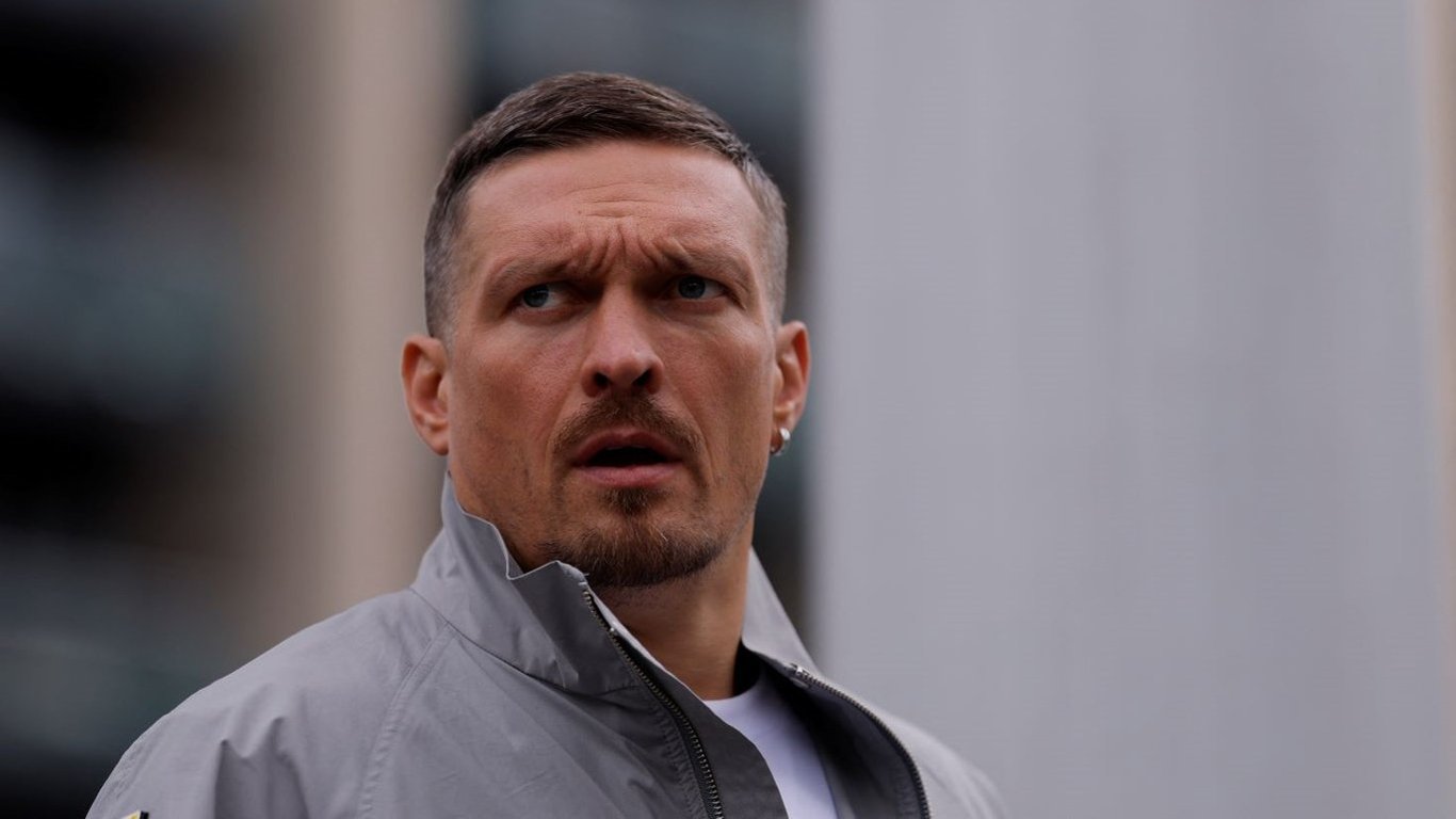 Усик назвав єдиного суперника, якого він не поважає після їх бою