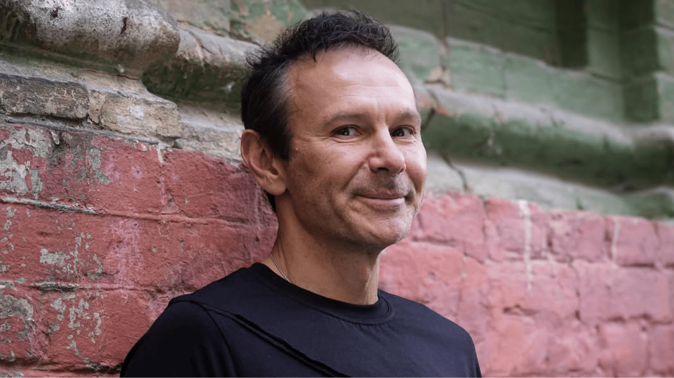 Vakarchuk's company and stand-up show recognized as critically important