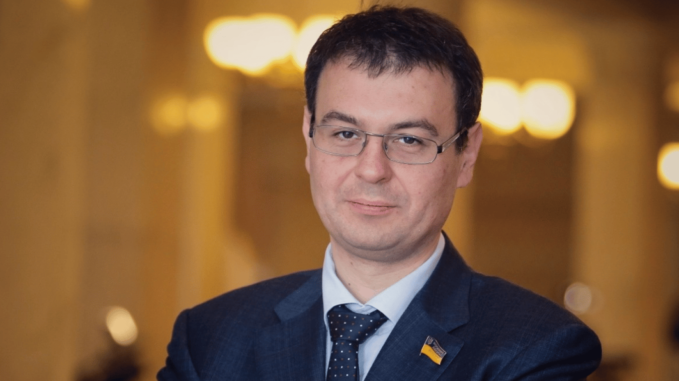 Гетманцев пояснив ситуацію із прожитковим мінімумом в Україні