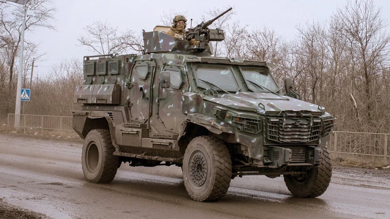 People who know armored vehicles are needed in 'Azov' — vacancy