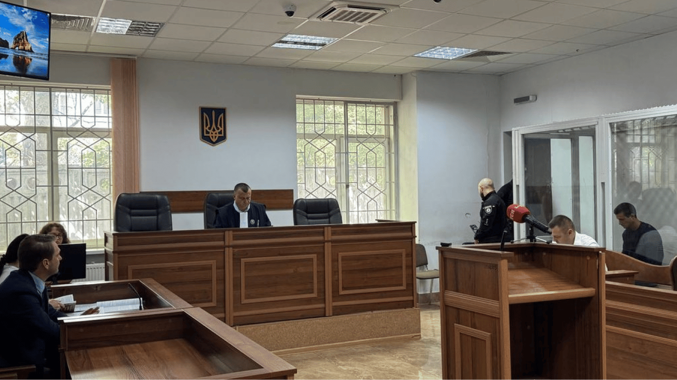 Hit a woman and fled — in Kyiv, the court has arrested a prosecutor employee